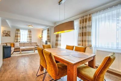 Ski-In/Ski-Out Brunner Apartment Top 2