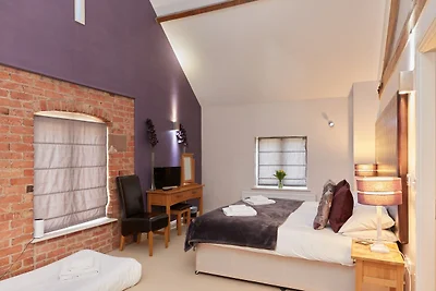 Hütte in Ashbourne mit Spielzimmer & Garten