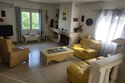 Villa in Vidauban mit Pool und Grillterrasse