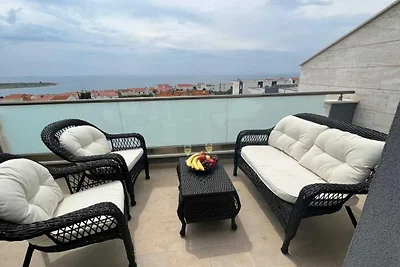 Villa Marija - Five Bedroom Villa with Terrac...