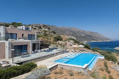 Seafront luxury villa,infinity pool & devine...