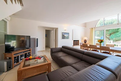 Atlantic Green Villa