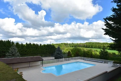 Charmantes Ferienhaus mit Pool und Teich