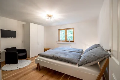 Villa in Mayen mit Schwimmbecken