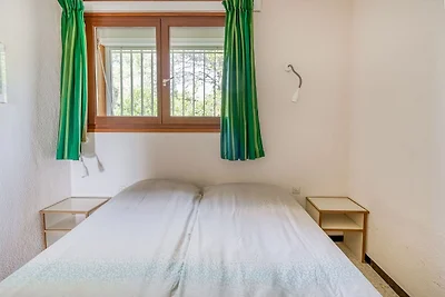 Villa in collina su terreno privato con vista