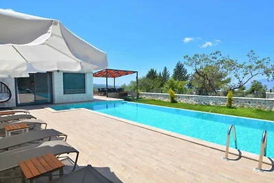 Finca in Kalkan mit Schwimmbecken