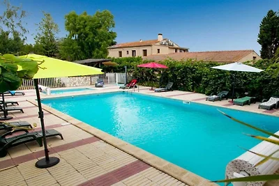 Ferienhaus in Elne mit Barbecue