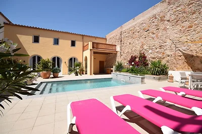 Accogliente casa vacanze con piscina