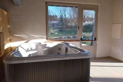 Ansprechende Wohnung in Todi mit Swimmingpool