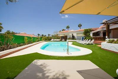 Villa mit beheiztem Pool auf Gran Canaria