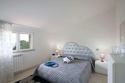 Spaziosa villa a Tavullia con piscina privata