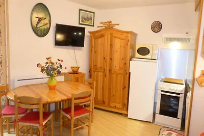 Studio White Stones Residence