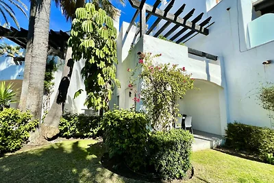 Haus in Estepona in Strandnähe und mit Pool