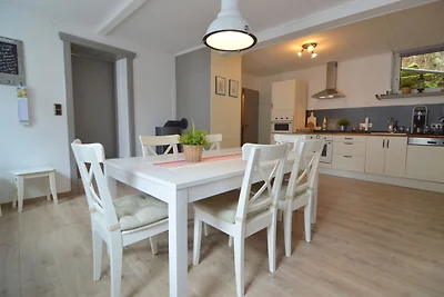 Modernes Ferienhaus in Mürlenbach in...