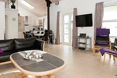 12 Personen Ferienhaus in Egå-By Traum