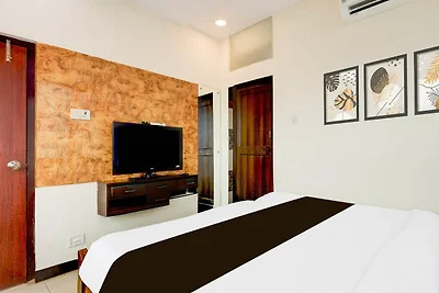 Super Hotel O MG Road, voorheen Aditi