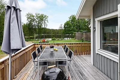 4 persone case ad Brålanda