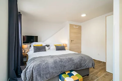 Argenta Rooms - Premium Double Room with Balc...