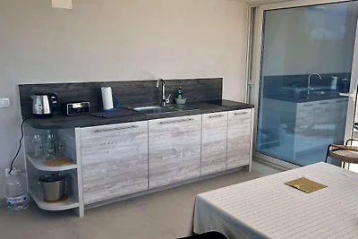 Apartamento vacacional en Vir con piscina.
