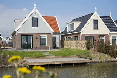 Vakantiehuis met sauna op een vakantiepark