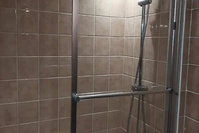 4 camere per 8 persone