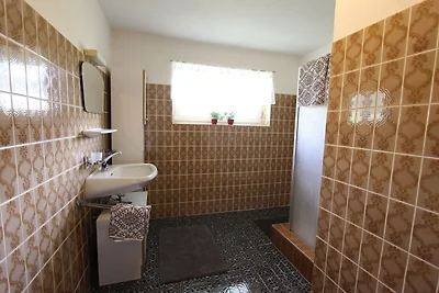 Geräumige Ferienwohnung in Skigebietnähe