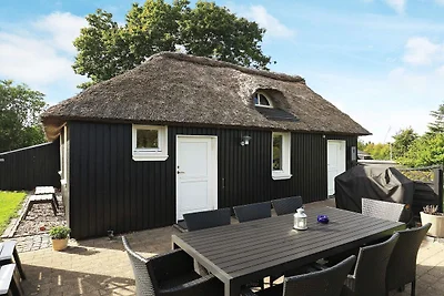 Ferienhaus in der Nähe des Waldes in Farsø