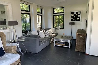 Schönes Ferienhaus in Strandnähe