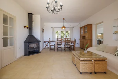 Can Cam – Malerische Villa mit Meerblick