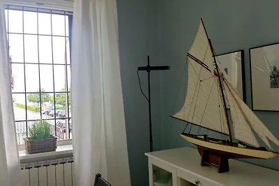 Appartement met uitzicht op het meer en de...