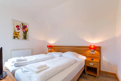 Luxuriöses Chalet in Obertraun mit Pool