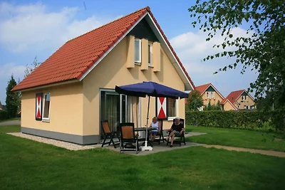 Komfortables Ferienhaus mit Mikrowelle inmitt...
