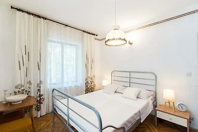 Apartments Mare- Comfort Two Bedroom Apartmen...