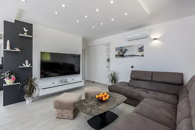 Scenic Kastel Luksic Apartments - Two Bedroom...