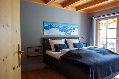 Elegante Chalet Alpino per 10 Ospiti
