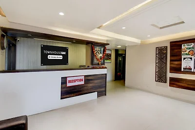 Stadthaus Oak Sinhgad Road Crossway