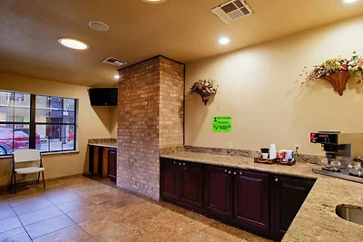 Premium Queen Suite | Houston