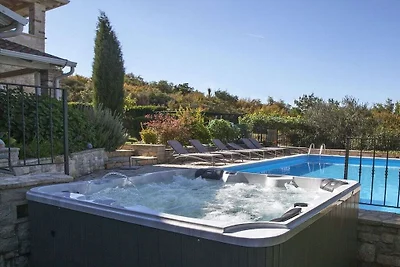 Ferienhaus in Porec mit Schwimmbecken