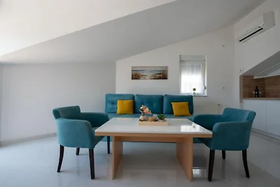 Villa Tomi - Studio With Sea View (5)