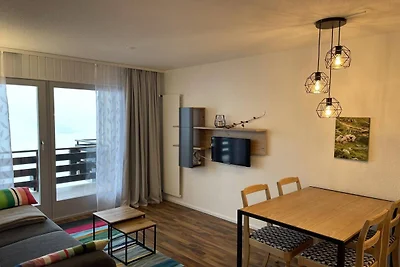 Grazioso appartamento con vista collina