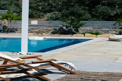 Villa in Agia Galini mit Pool und Bergblick