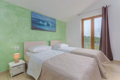Villa mit privatem Pool und Meerblick
