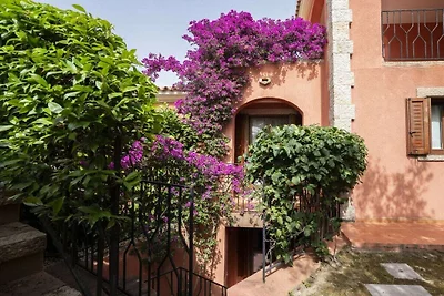 Ferienhaus in San Teodoro mit Terrasse