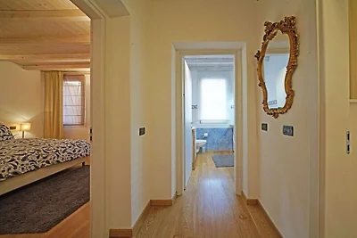 Vakantieappartement in Salò met zwembad