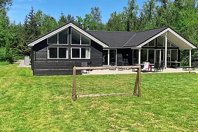 20 Personen Ferienhaus in Frederiksværk