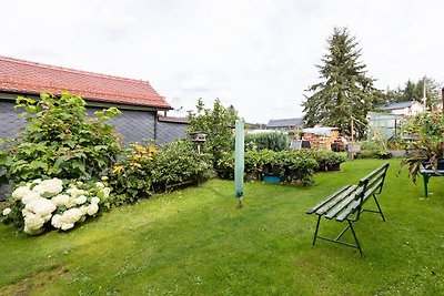 Cozy Apartment in Altenfeld with Garden