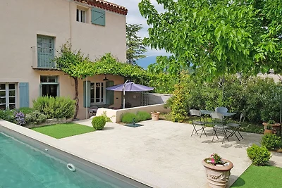 Bellissima villa con piscina a Mormoiron