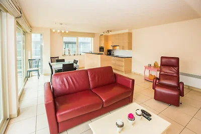 Helles Appartement mit Terrasse