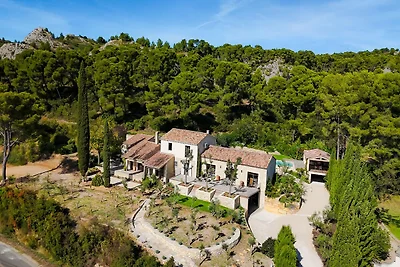 Villa met zwembad vlakbij Golf de Manville