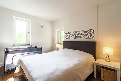 Fijn vakantiehuis met sauna, open haard en gr...